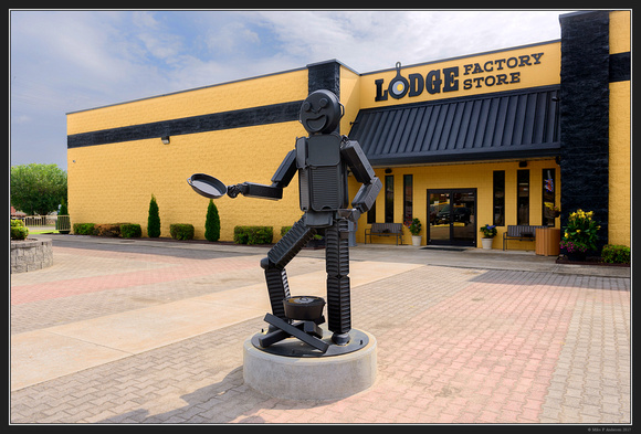 Lodge Factory Store - South Pittsburg- TN - Sep 2017 - 02